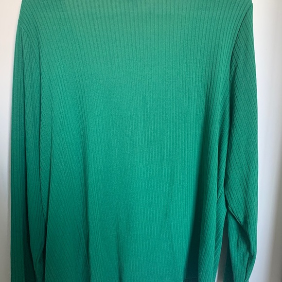Green Ribbed Long Sleeve Top - Picture 2 of 7